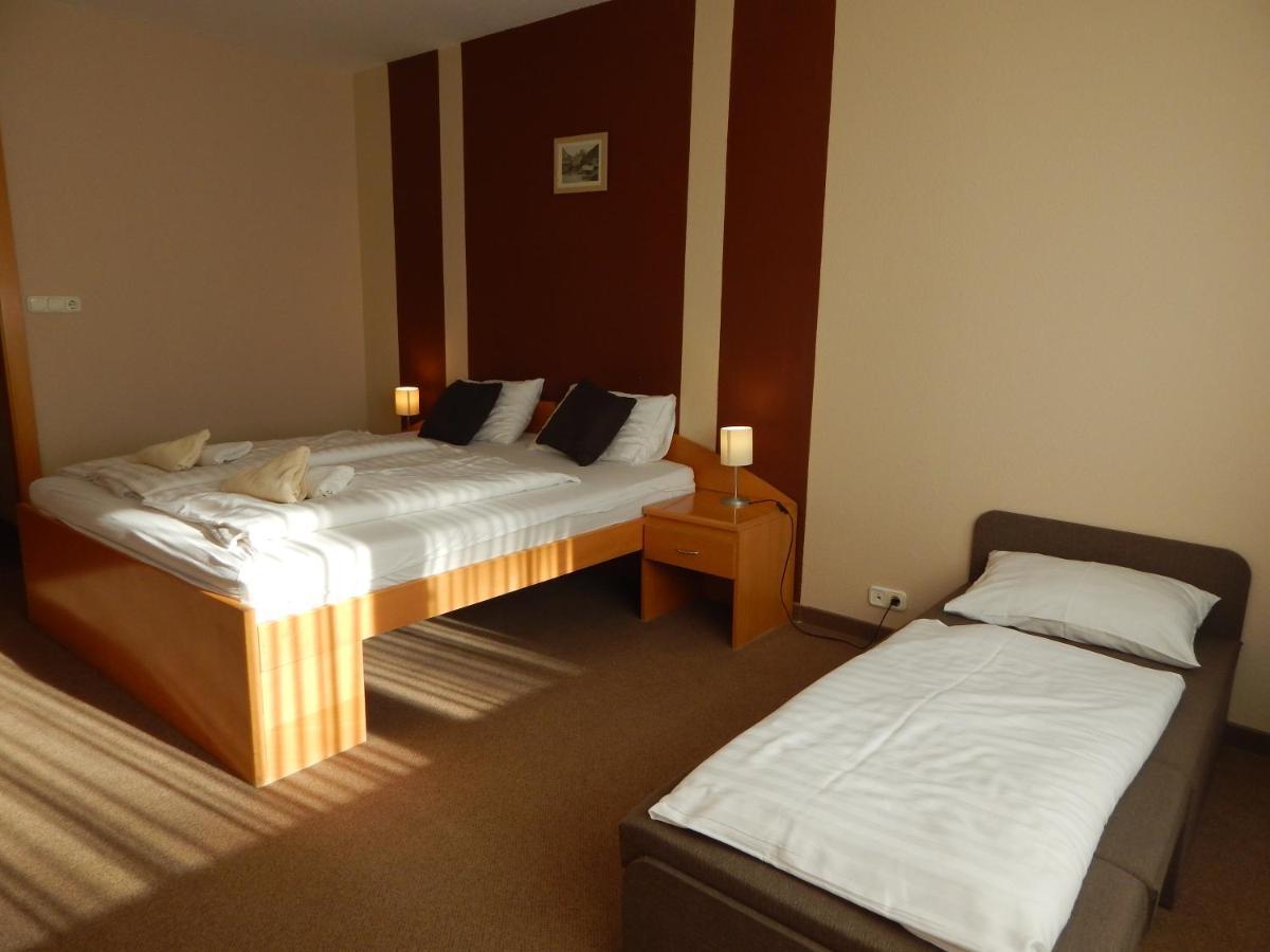 Panorama Hotel นอซวาย ภายนอก รูปภาพ